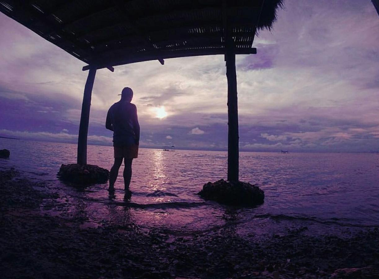 เบิร์ดแลนด์ บีช คลับ Hotel Bolinao ภายนอก รูปภาพ