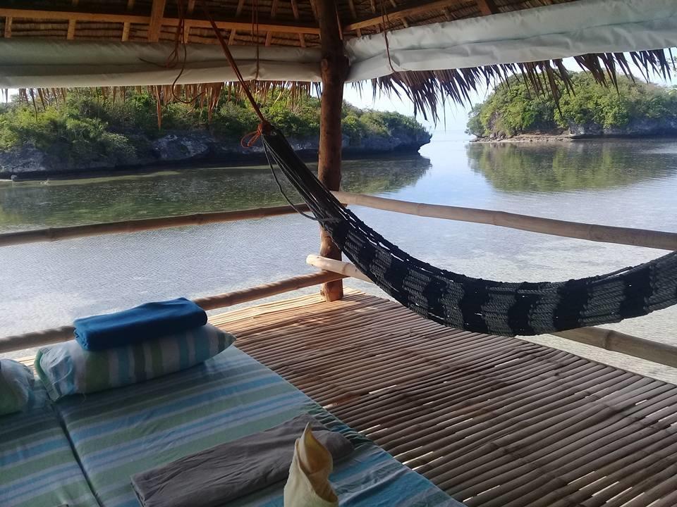 เบิร์ดแลนด์ บีช คลับ Hotel Bolinao ภายนอก รูปภาพ